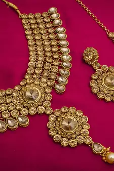 multicolor Traditinal Gold Plated Alloy Necklace