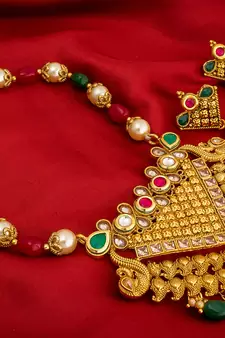 multicolor Traditinal Gold Plated Alloy Necklace