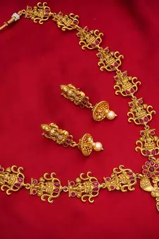 multicolor Traditinal Gold Plated Alloy Necklace