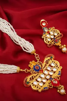 multicolor Traditinal Gold Plated Alloy Necklace