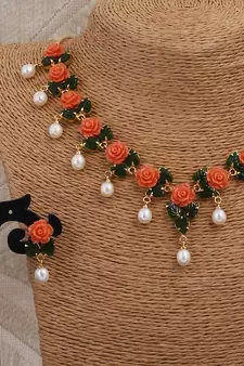 Natural Pearls N colourful Flower Necklace Set