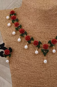 Natural pearls N colourful Flower Necklace Set