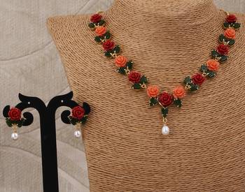 Multicolor Flolar and White Pearl Alloy Necklace Set 3