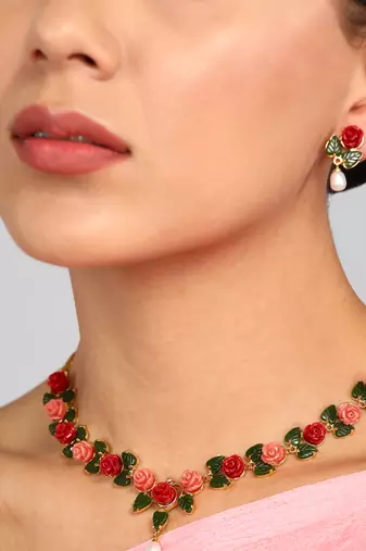 Multicolor Flolar and White Pearl Alloy Necklace Set