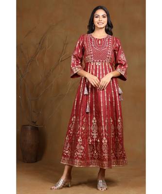 Juniper Maroon Shantoon Printed Anarkali kurti 3