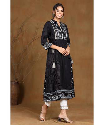 Juniper Black Rayon Printed A-Line Kurta 2