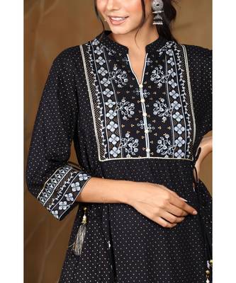 Juniper Black Rayon Printed A-Line Kurta 4