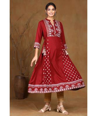 Juniper Maroon Rayon Printed A-Line Kurta 1