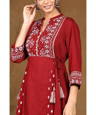 Juniper Maroon Rayon Printed A-Line Kurta 4