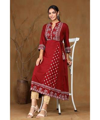 Juniper Maroon Rayon Printed A-Line Kurta 5