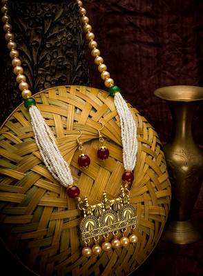 multicolor Traditinal Gold Plated Alloy Necklace 1