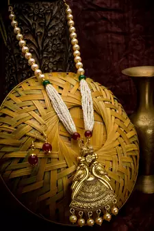 multicolor Traditinal Gold Plated Alloy Necklace