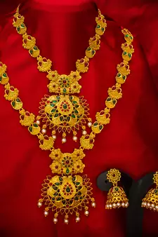 multicolor Traditinal Gold Plated Alloy Necklace