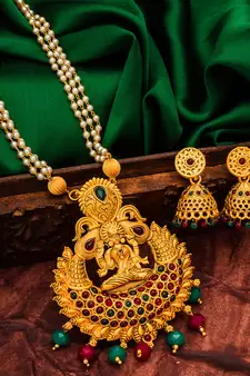 multicolor Traditinal Gold Plated Alloy Necklace