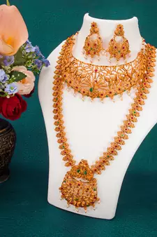 multicolor Traditinal Gold Plated Alloy Necklace