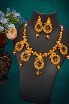 multicolor Traditinal Gold Plated Alloy Necklace