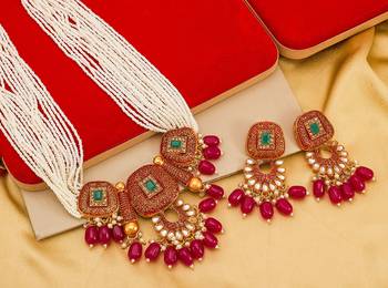 multicolor Traditinal Gold Plated Alloy Necklace 1