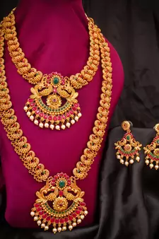 multicolor Traditinal Gold Plated Alloy Necklace