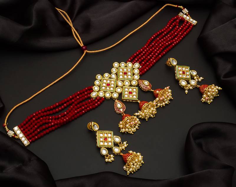 multicolor Traditinal Gold Plated Alloy Necklace