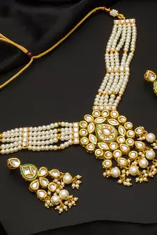 multicolor Traditinal Gold Plated Alloy Necklace