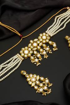 multicolor Traditinal Gold Plated Alloy Necklace