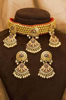 multicolor Traditinal Gold Plated Alloy Necklace