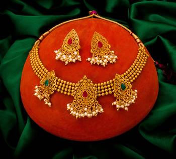 multicolor Traditinal Gold Plated Alloy Necklace 1