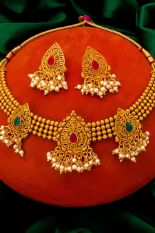 multicolor Traditinal Gold Plated Alloy Necklace