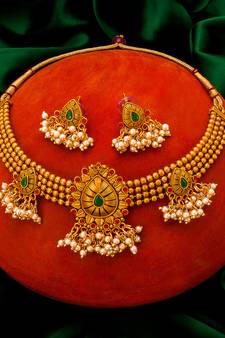 multicolor Traditinal Gold Plated Alloy Necklace