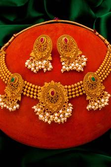 multicolor Traditinal Gold Plated Alloy Necklace