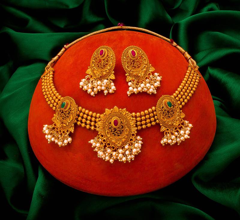 multicolor Traditinal Gold Plated Alloy Necklace