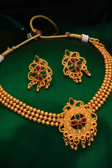 multicolor Traditinal Gold Plated Alloy Necklace