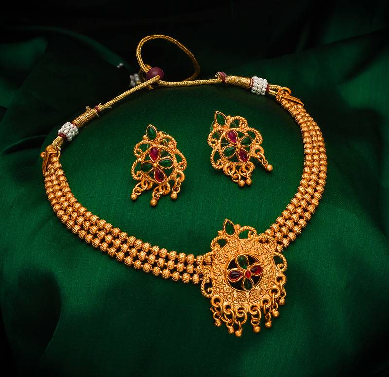 multicolor Traditinal Gold Plated Alloy Necklace