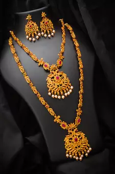 multicolor Traditinal Gold Plated Alloy Necklace