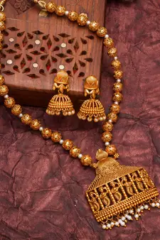 multicolor Traditinal Gold Plated Alloy Necklace