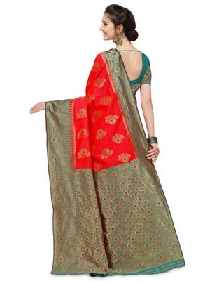 Red woven art silk saree with blouse 3