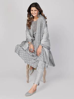 Vbuyz Women's Grey Embroidered Cotton Straight Stiched Kurta Pant With Dupatta Set 1