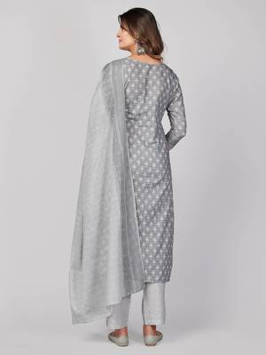 Vbuyz Women's Grey Embroidered Cotton Straight Stiched Kurta Pant With Dupatta Set 3