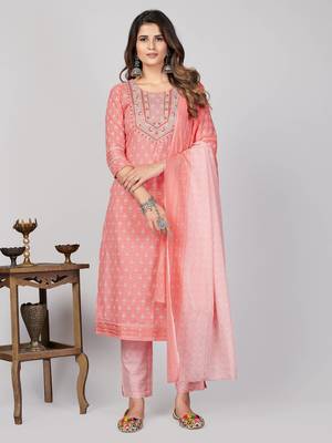 Vbuyz Women's Pink Embroidered Cotton Straight Stiched Kurta Pant With Dupatta Set 1