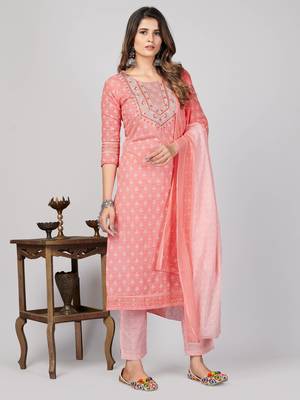 Vbuyz Women's Pink Embroidered Cotton Straight Stiched Kurta Pant With Dupatta Set 4