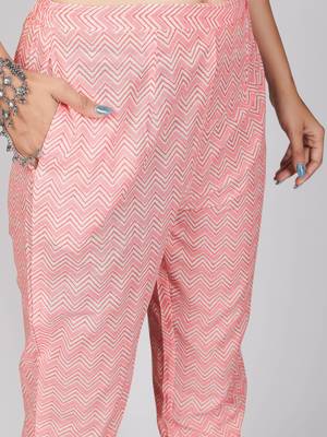 Vbuyz Women's Pink Embroidered Cotton Straight Stiched Kurta Pant With Dupatta Set 7