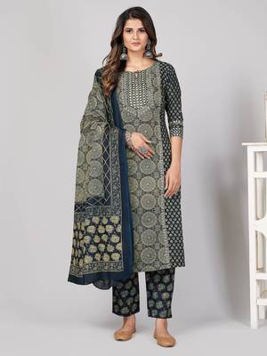 Vbuyz Women's Black Embroidered Cotton Straight Stitched Kurta Pant With Dupatta 1