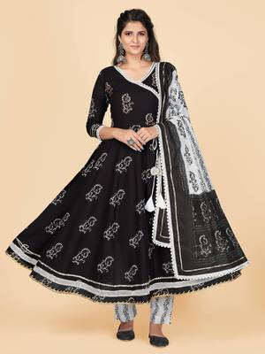 Vbuyz Women's Black Embroidered Cotton Anarkali Stitched Kurta Pant With Dupatta 1
