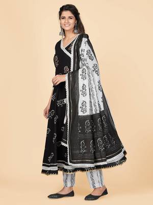 Vbuyz Women's Black Embroidered Cotton Anarkali Stitched Kurta Pant With Dupatta 5