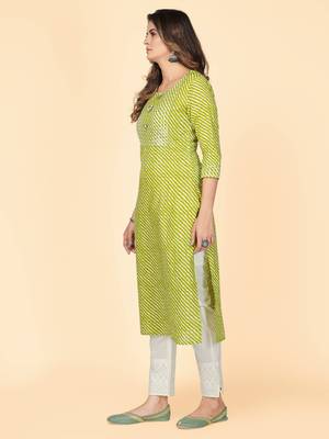 Vbuyz Women's Parrot Green Gota Patti Work Cotton Straight Stitched Kurta 5