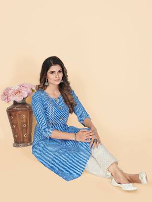 Vbuyz Women's Sky Blue Gota Patti Work Cotton Straight Stitched Kurta 2