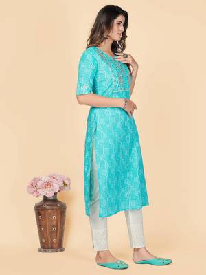 Vbuyz Women's Sky Blue Embroidered Work Cotton Straight Stitched Kurta 4