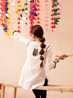 Cotton White Embroidered Chikankari Quarter Sleeve Short Kurti 2