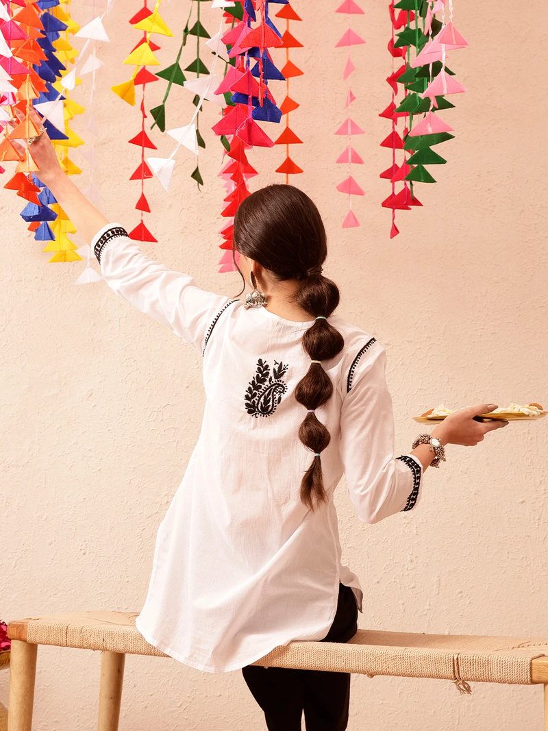 Cotton White Embroidered Chikankari Quarter Sleeve Short Kurti