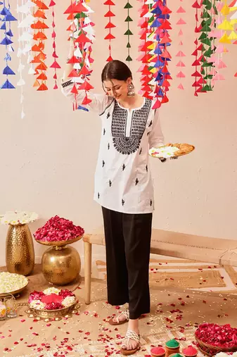 Cotton White Embroidered Chikankari Quarter Sleeve Short Kurti